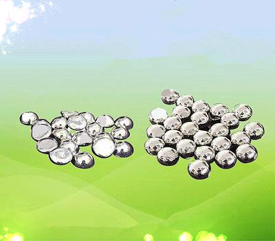 巨一焊材通過質(zhì)量檢測和設(shè)備維護(hù)兩個關(guān)鍵環(huán)節(jié)來保證焊錫球產(chǎn)品成分比例的精確度，以下是具體的實施措施：